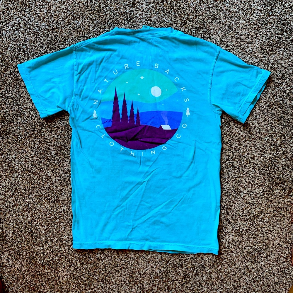 Nature Backs t-shirt Sz Small